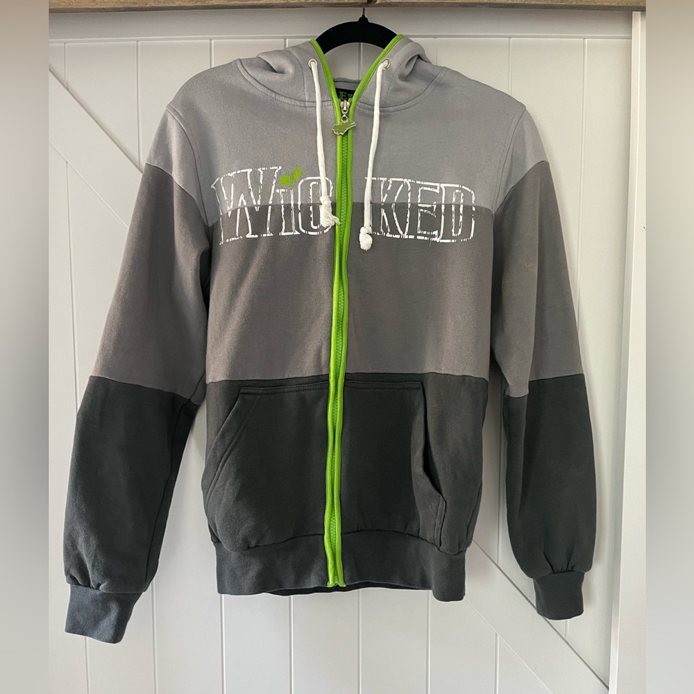 Wicked Green For Good Official Broadway Tour Hoodie -Size Small